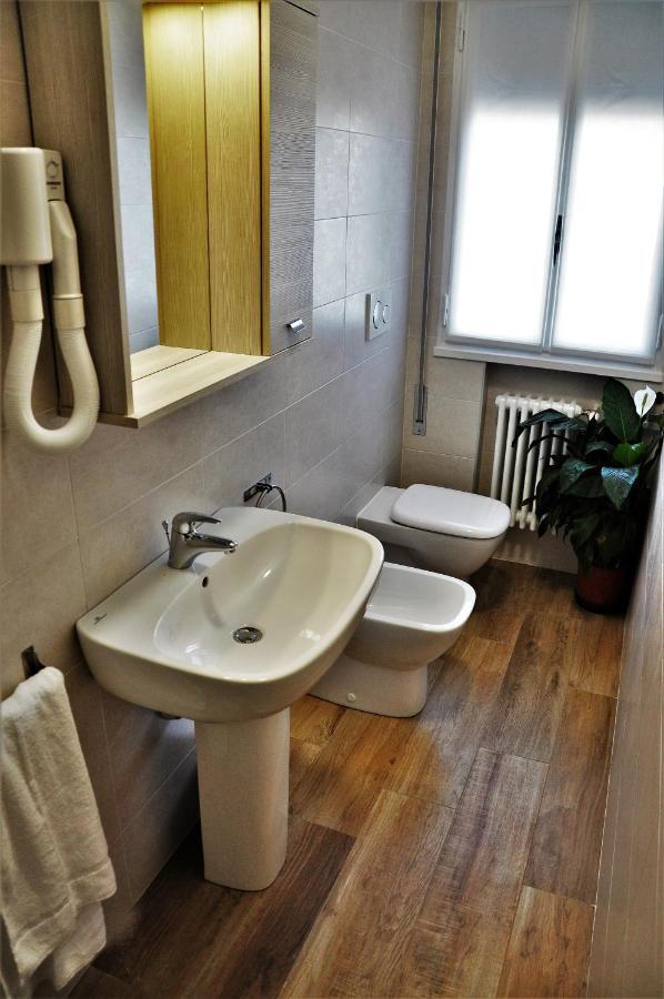 Appartamento Le Barche Mestre Zimmer foto